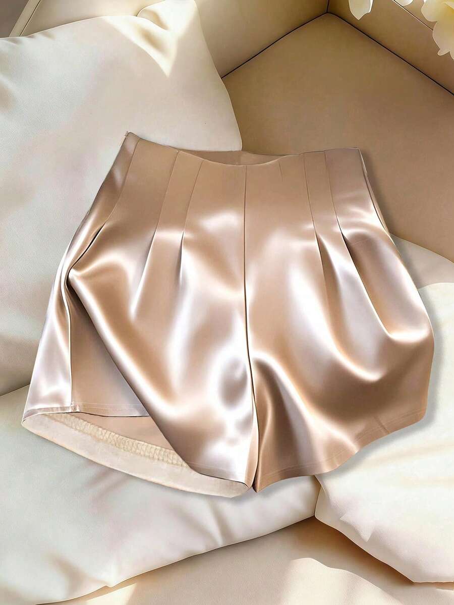 GlowEve Shorts Casuais Soltos Plissados de Cor Sólida para Mulheres | SHEIN Brasil